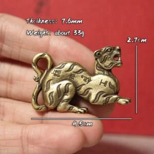 Pure Brass Flat Tiger Figurine Keychain Miniature Tea Pet Ornament Animal Statue EDC Tools & Brass Collectibles