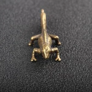 Solid Brass Tropical Desert Animal Lizard Statue Chameleon Ornament Keychain Toy EDC Tools & Brass Collectibles