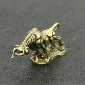 Solid Copper Bull Statue Zodiac Bull Ornament Tea Pets Keychain Mini Figure Toy EDC Tools & Brass Collectibles