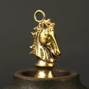 Pure Brass Chess Knight Car Keychain Hanging Horse Head Figure Tea Pet Miniature EDC Tools & Brass Collectibles