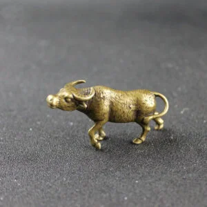 Pure Brass Cattle Cow Statue keychain Tea Pet Ornament Miniature Mini Animal Toy EDC Tools & Brass Collectibles