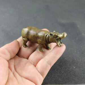 Solid Bronze Hippo Statue Hippopotamus Figurine Tea Pet Ornament Miniature Toy EDC Tools & Brass Collectibles