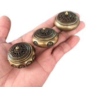 Retro Brass Incense Burner Twelve Zodiac Signs Incense Holder Sandalwood Cense Censer Holder Zodiac Stuff Buddhism Ornament Miniature Vintage Antique Craft EDC Collectible